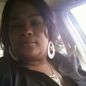 Meet your Posher, Tenisha